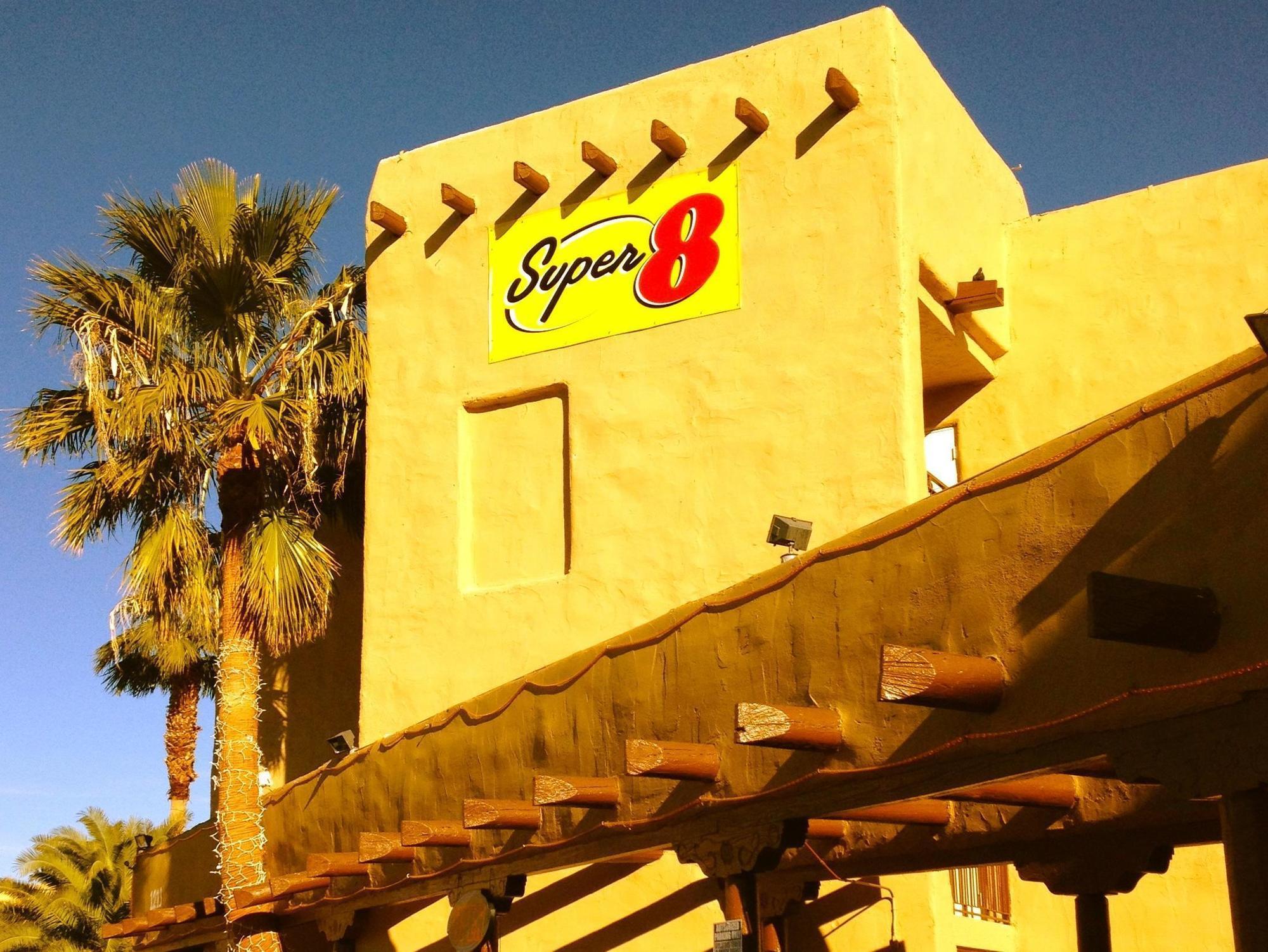 Super 8 By Wyndham Las Vegas North Strip/Fremont St. Area Zewnętrze zdjęcie